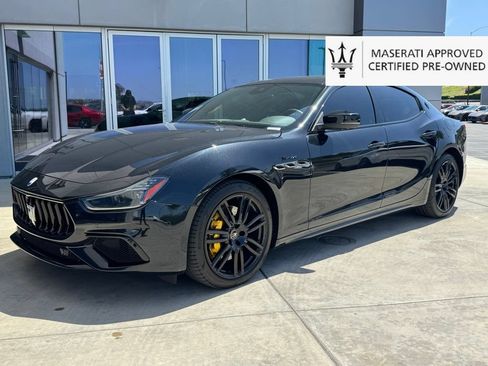 Used 2023 Maserati Ghibli Modena RWD image 4