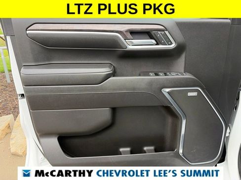 Used 2023 Chevrolet Silverado 1500 LTZ AWD/4WD image 53