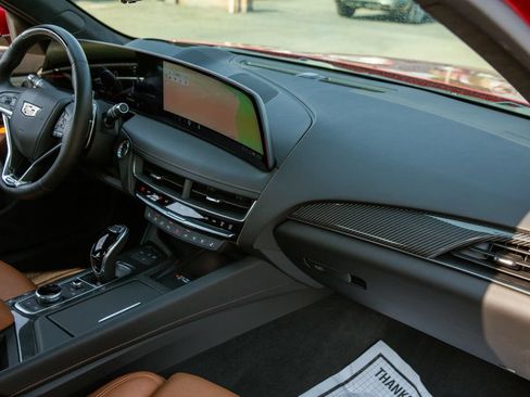Used 2025 Cadillac CT5 V w/ Platinum Package RWD image 11