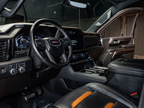 Used 2024 GMC Sierra 3500 AT4 w/ AT4 Premium Plus Package image 14