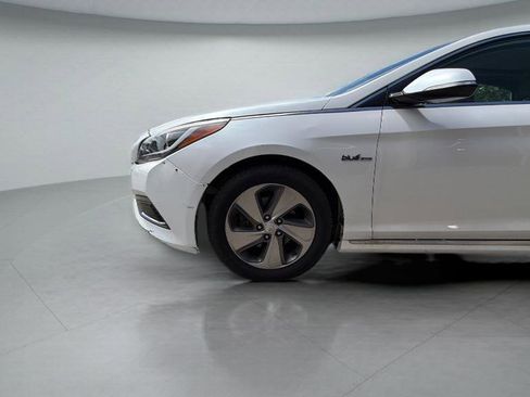 Used 2017 Hyundai Sonata Limited w/ Ultimate Package 02 FWD image 31