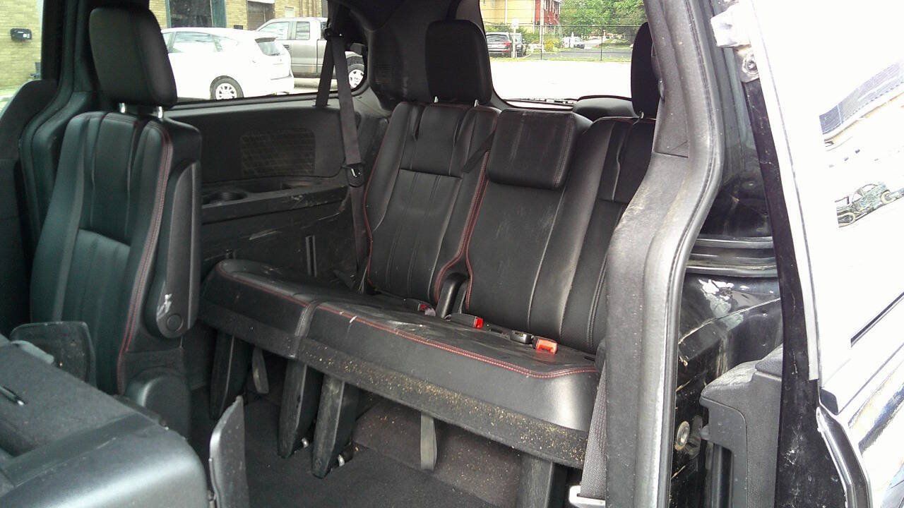 Used 2019 Dodge Grand Caravan GT FWD image 15
