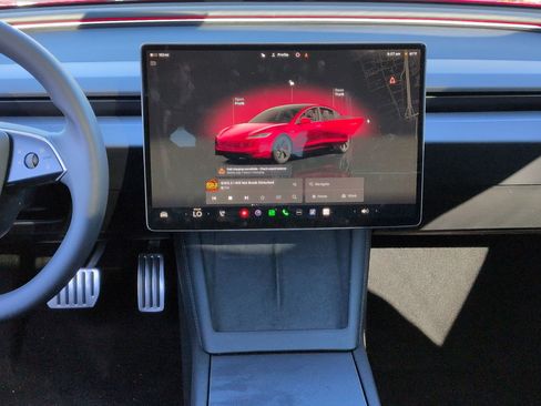 Used 2024 Tesla Model 3 Performance image 28
