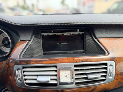 Used 2014 Mercedes-Benz CLS 550 4MATIC image 46
