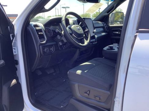 Used 2025 RAM 2500 Big Horn AWD/4WD image 7