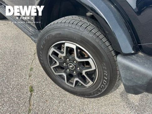 Used 2021 Ford Bronco Outer Banks AWD/4WD image 16