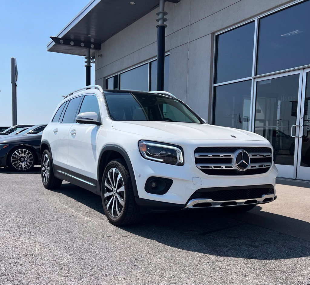Used 2022 Mercedes-Benz GLB 250 image 1