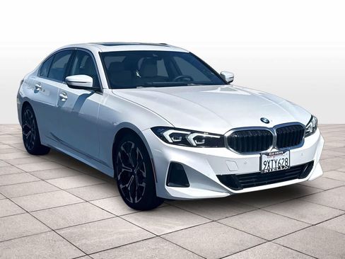 Used 2026 BMW 330i Sedan RWD image 3