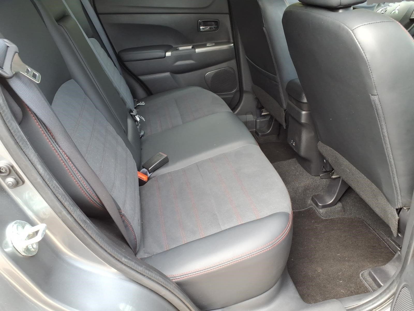 Used 2025 Mitsubishi Outlander Sport SE AWD/4WD image 8