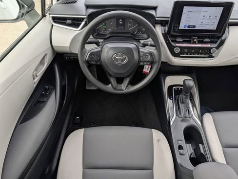 Used 2024 Toyota Corolla LE FWD image 12