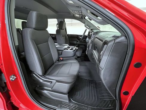 Certified 2024 Chevrolet Silverado 1500 Custom w/ Turbomax Blackout Package AWD/4WD image 16