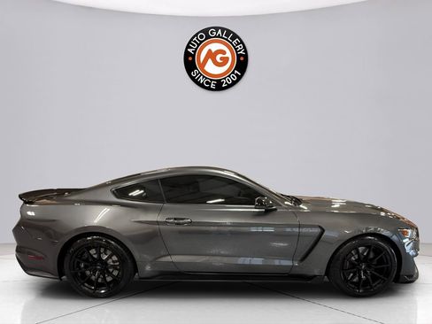 Used 2017 Ford Mustang Shelby GT350 RWD image 8