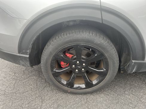 Used 2023 Ford Explorer ST w/ Equipment Group 401A image 17