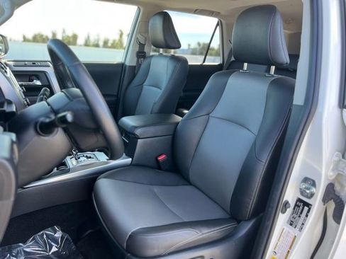 Used 2023 Toyota 4Runner SR5 Premium image 16