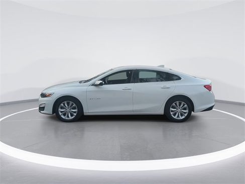 Used 2023 Chevrolet Malibu LT w/ Driver Confidence Package image 5