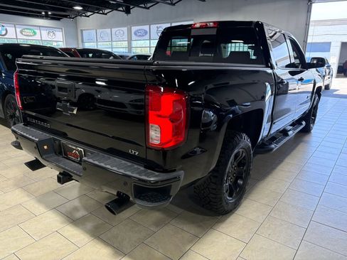 Used 2017 Chevrolet Silverado 1500 LTZ Z71 w/ LTZ Plus Package AWD/4WD image 17