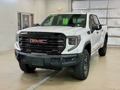 Used 2024 GMC Sierra 1500 AT4X w/ AT4X AEV Edition image 3