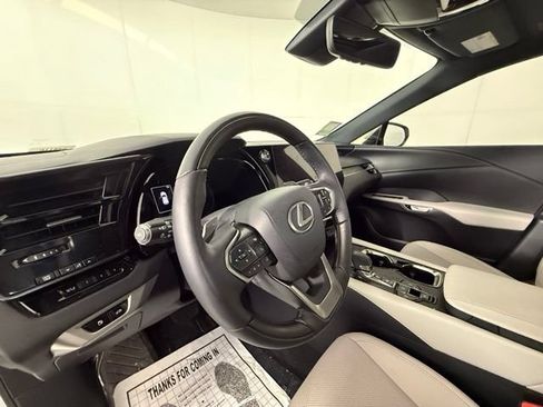Used 2023 Lexus RX 350 Premium w/ Accessory Package (Z1) FWD image 5