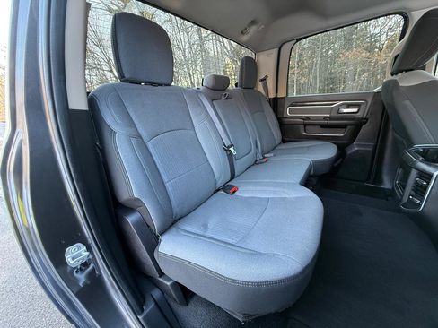 Used 2019 RAM 2500 Big Horn image 31