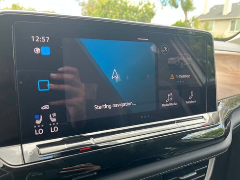 Used 2026 Volkswagen Atlas SE FWD image 20