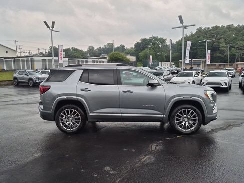 New 2026 GMC Terrain Denali w/ LPO, Floor Liner Package AWD/4WD image 4