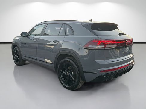 New 2026 Volkswagen Atlas Cross Sport SEL R-Line image 5