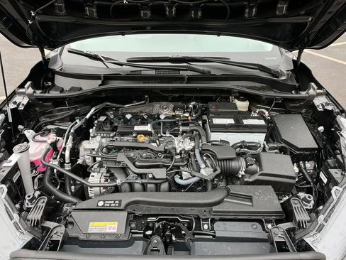 Used 2026 Toyota Corolla Cross L image 22