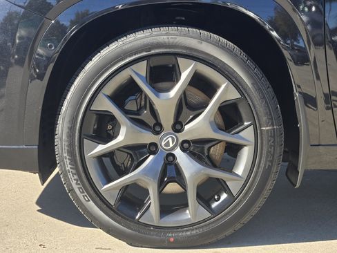 New 2026 Lexus TX 500h AWD image 7