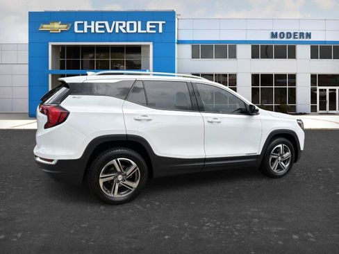 Used 2020 GMC Terrain SLT w/ Preferred Package AWD/4WD image 4