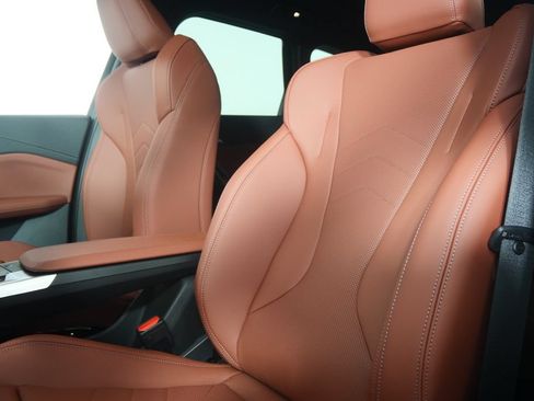 New 2026 BMW X1 xDrive28i AWD/4WD image 10