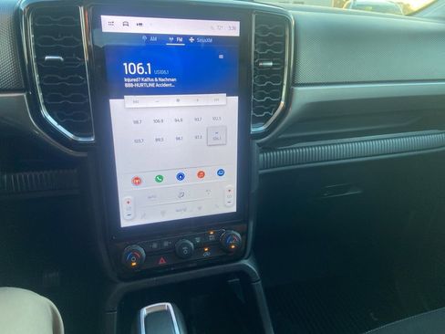 Used 2024 Ford Ranger XLT w/ FX4 Off-Road Package image 22