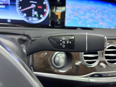 Used 2017 Mercedes-Benz S 550 4MATIC Sedan image 21