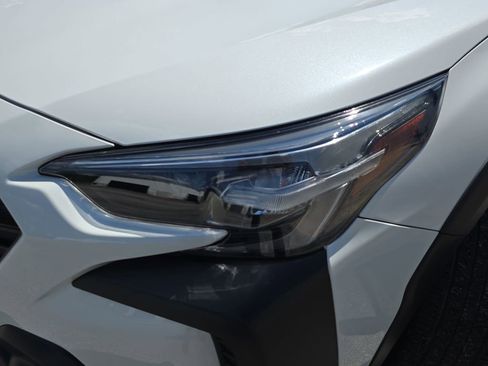 Certified 2025 Subaru Outback Onyx Edition image 27