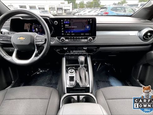 Used 2023 Chevrolet Colorado LT w/ LT Convenience Package II AWD/4WD image 16