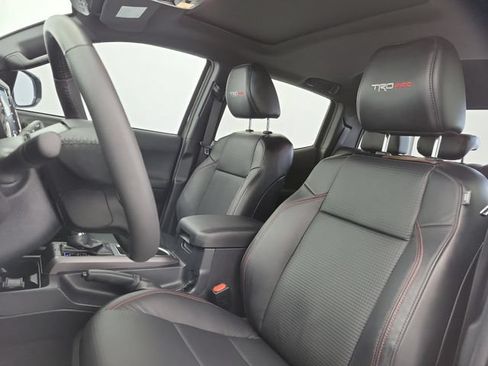 Used 2020 Toyota Tacoma TRD Pro AWD/4WD image 18