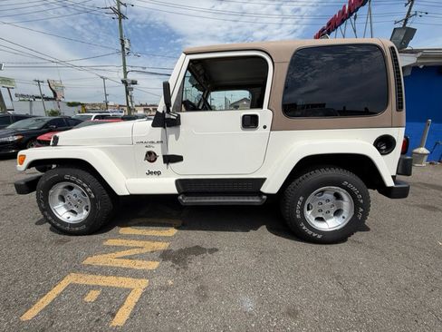 Used 2001 Jeep Wrangler Sahara AWD/4WD image 6