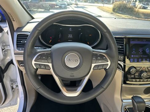 Used 2019 Jeep Grand Cherokee Limited image 28