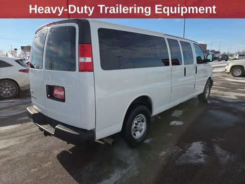 Used 2019 Chevrolet Express 3500 LS image 5