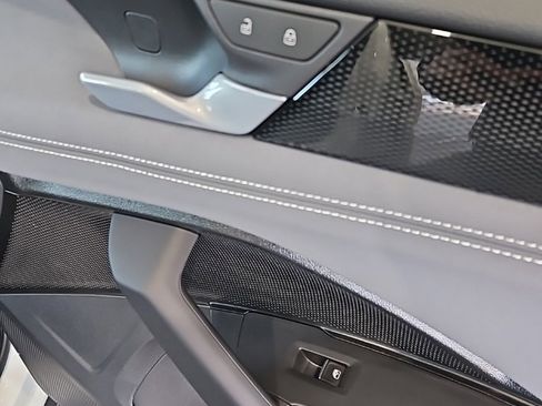 New 2026 Volkswagen Tiguan SE R-Line image 12