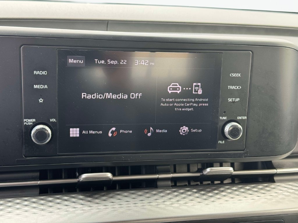 Certified 2024 Kia Carnival LX FWD image 28