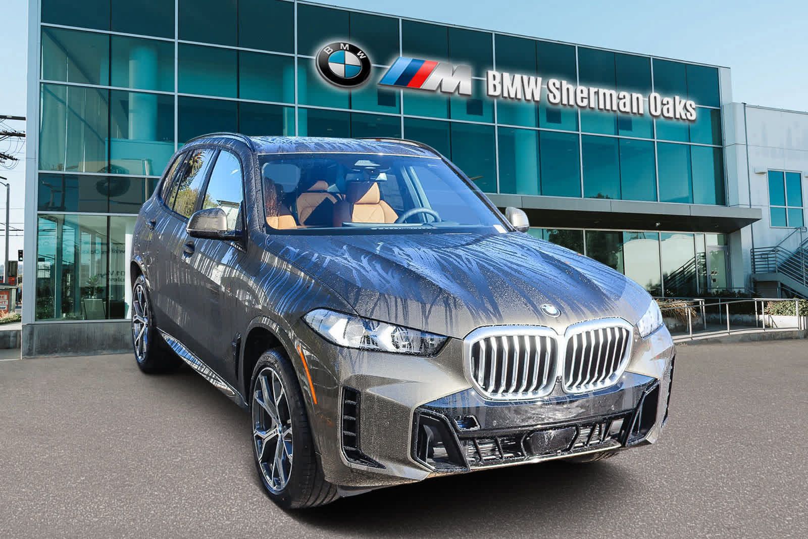 Used 2026 BMW X5 sDrive40i w/ M Sport Package RWD image 3