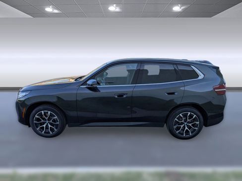 Used 2025 BMW X3 xDrive30i w/ Premium Package image 2