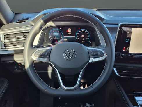 New 2026 Volkswagen Atlas Cross Sport SE image 11
