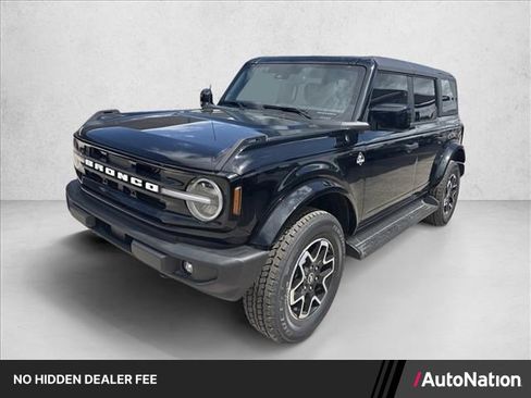 New 2026 Ford Bronco Outer Banks AWD/4WD image 1