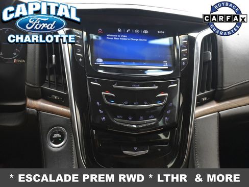 Used 2015 Cadillac Escalade Premium image 12