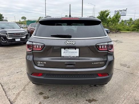 Used 2022 Jeep Compass Limited AWD/4WD image 4