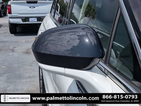 Used 2023 Lincoln Corsair FWD image 11