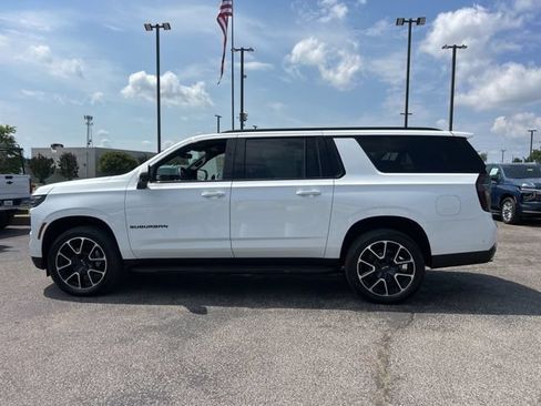 New 2026 Chevrolet Suburban RST w/ Comfort Package AWD/4WD image 6