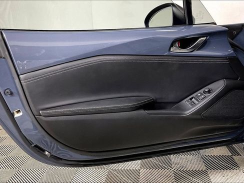 Used 2020 MAZDA MX-5 Miata Grand Touring RWD image 22