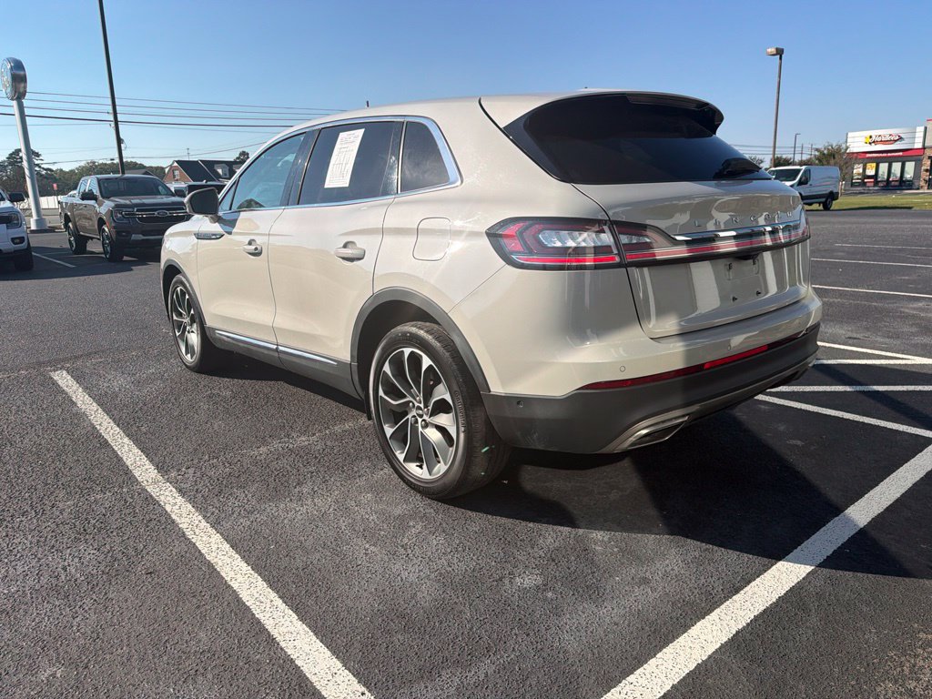 Used 2023 Lincoln Nautilus Reserve w/ Equipment Group 201A AWD/4WD image 3